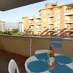شقة One Bedroom With Stunning Sea View *