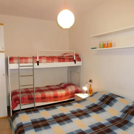 One Bedroom With Stunning Sea View Apartment *